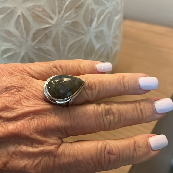 Beautiful Sterling Silver Labradorite Teardrop Ring Size 8 - Picture 7 of 8